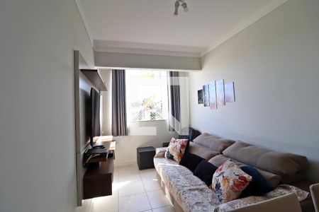 Sala de apartamento para alugar com 2 quartos, 88m² em Presidente Roosevelt, Uberlândia
