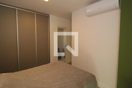 Apartamento à venda com 83m², 2 quartos e 2 vagasSuíte 1
