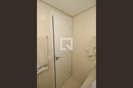 Apartamento à venda com 83m², 2 quartos e 2 vagasBanheiro da Suíte 1