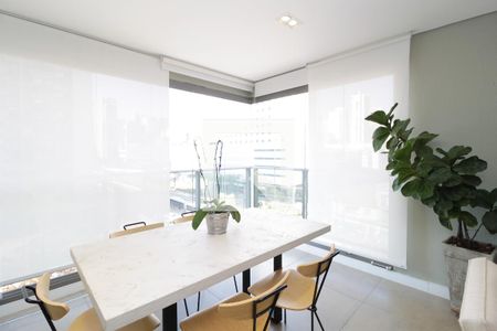 Varanda da Sala de apartamento à venda com 2 quartos, 83m² em Itaim Bibi, São Paulo