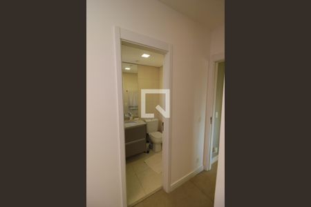 Apartamento à venda com 83m², 2 quartos e 2 vagasBanheiro da Suíte 1