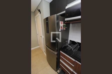 Apartamento à venda com 83m², 2 quartos e 2 vagasCozinha - Geladeira