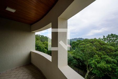 Sacada de casa à venda com 4 quartos, 535m² em Teresópolis, Porto Alegre