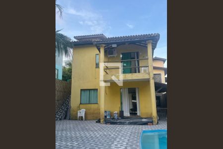 Casa para alugar com 420m², 3 quartos e 3 vagas Casa para alugar com 420m², 3 quartos e 3 vagasFachada