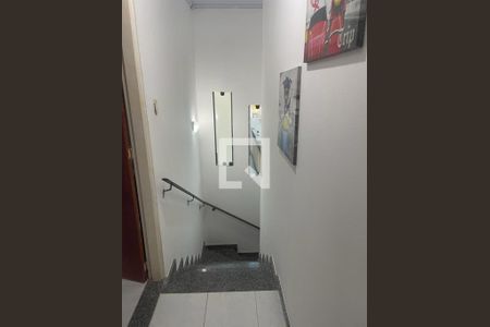 Casa para alugar com 420m², 3 quartos e 3 vagas Casa para alugar com 420m², 3 quartos e 3 vagasBanheiro da Suíte 2