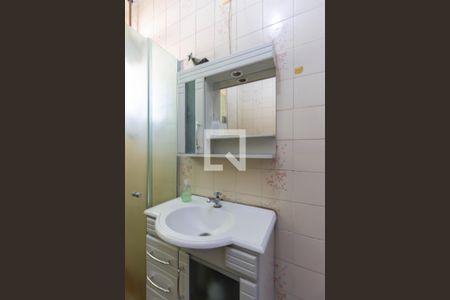 Casa à venda com 163m², 3 quartos e 2 vagas Casa à venda com 163m², 3 quartos e 2 vagasBanheiro