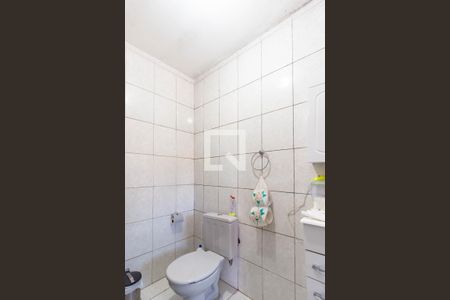 Casa à venda com 163m², 3 quartos e 2 vagas Casa à venda com 163m², 3 quartos e 2 vagasBanheiro