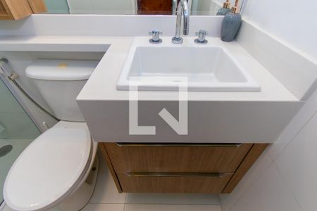 Casa de condomínio à venda com 110m², 3 quartos e 2 vagas Casa de condomínio à venda com 110m², 3 quartos e 2 vagasBanheiro da Suíte