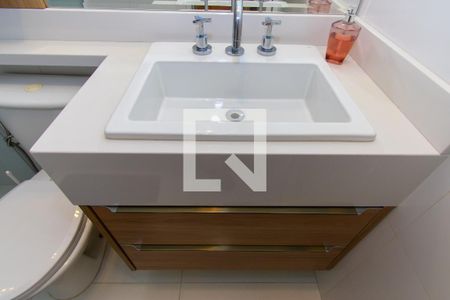 Casa de condomínio à venda com 110m², 3 quartos e 2 vagas Casa de condomínio à venda com 110m², 3 quartos e 2 vagasBanheiro 2