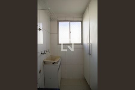 Apartamento à venda com 42m², 2 quartos e 1 vagaCozinha-Lavanderia