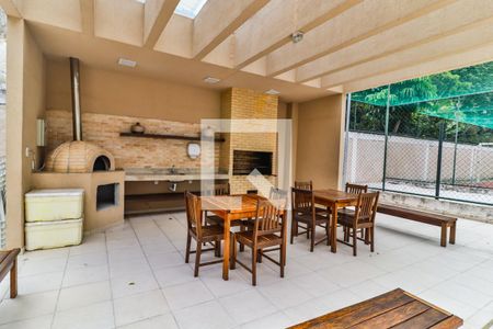 Apartamento à venda com 79m², 2 quartos e 1 vaga Apartamento à venda com 79m², 2 quartos e 1 vagaChurrasqueira