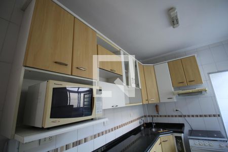 Apartamento para alugar com 70m², 1 quarto e sem vagaCozinha - Armários