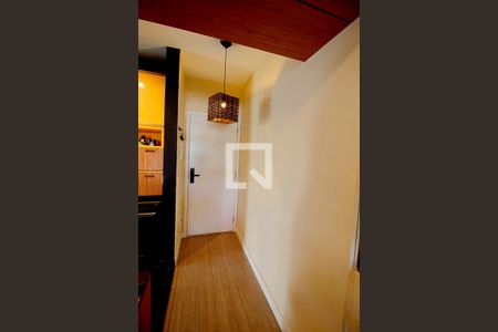 Sala  de apartamento para alugar com 3 quartos, 89m² em Vila Suzana, São Paulo