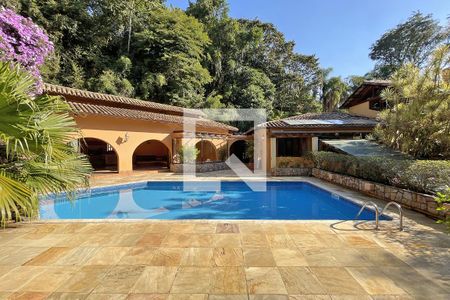Casa de condomínio à venda com 950m², 4 quartos e 10 vagas Casa de condomínio à venda com 950m², 4 quartos e 10 vagasÁrea externa