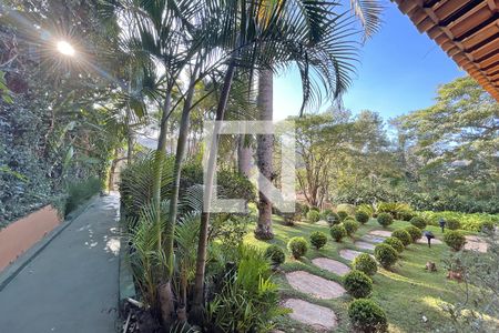 Casa de condomínio à venda com 950m², 4 quartos e 10 vagas Casa de condomínio à venda com 950m², 4 quartos e 10 vagasÁrea externa