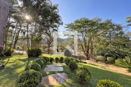 Casa de condomínio à venda com 950m², 4 quartos e 10 vagas Casa de condomínio à venda com 950m², 4 quartos e 10 vagasÁrea externa