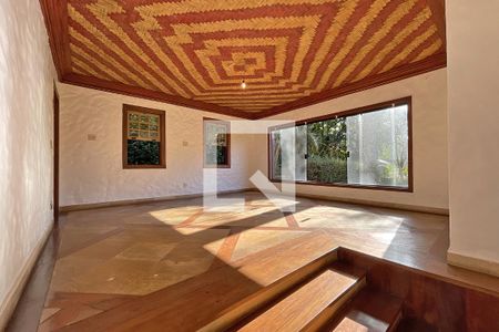 Casa de condomínio à venda com 950m², 4 quartos e 10 vagas Casa de condomínio à venda com 950m², 4 quartos e 10 vagasSala 2