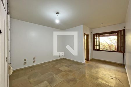 Casa de condomínio à venda com 950m², 4 quartos e 10 vagas Casa de condomínio à venda com 950m², 4 quartos e 10 vagasSuíte 3