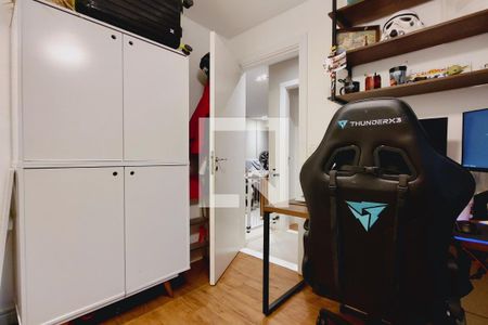 Apartamento à venda com 80m², 2 quartos e 1 vagaQuarto 2 - Armários