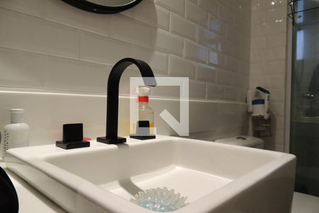 Apartamento à venda com 80m², 2 quartos e 1 vagaBanheiro Social