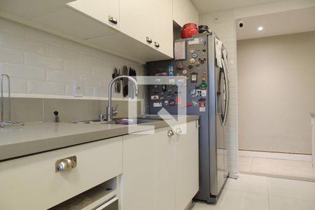 Apartamento à venda com 80m², 2 quartos e 1 vagaCozinha - Armários