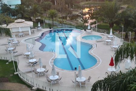 Apartamento à venda com 80m², 2 quartos e 1 vagaÁrea comum - Piscina