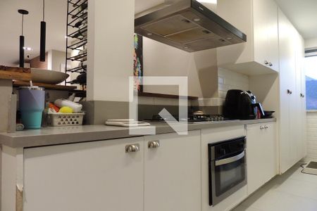 Apartamento à venda com 80m², 2 quartos e 1 vagaCozinha - Armários