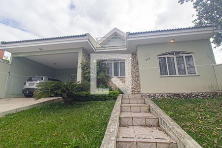 Casa para alugar com 270m², 3 quartos e 3 vagas Casa para alugar com 270m², 3 quartos e 3 vagasEntrada