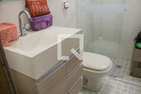 Casa à venda com 134m², 3 quartos e 2 vagas Casa à venda com 134m², 3 quartos e 2 vagasBanheiro