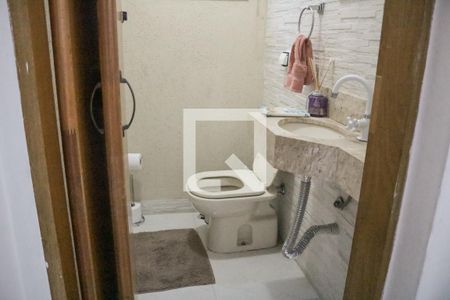 Casa à venda com 134m², 3 quartos e 2 vagas Casa à venda com 134m², 3 quartos e 2 vagasLavabo