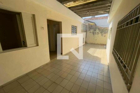 Casa para alugar com 260m², 3 quartos e 1 vagaFundo da Casa