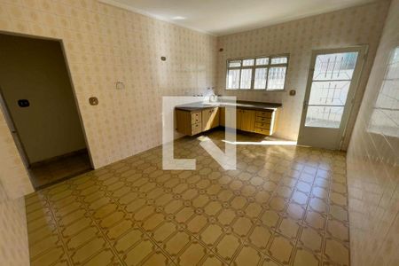 Casa para alugar com 260m², 3 quartos e 1 vagaCozinha