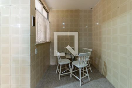 Apartamento para alugar com 92m², 2 quartos e 1 vagaCozinha