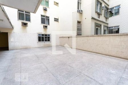 Apartamento para alugar com 92m², 2 quartos e 1 vagaÁrea comum