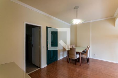 Apartamento para alugar com 92m², 2 quartos e 1 vagaSala