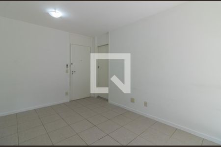 Sala de apartamento para alugar com 2 quartos, 65m² em Recreio dos Bandeirantes, Rio de Janeiro