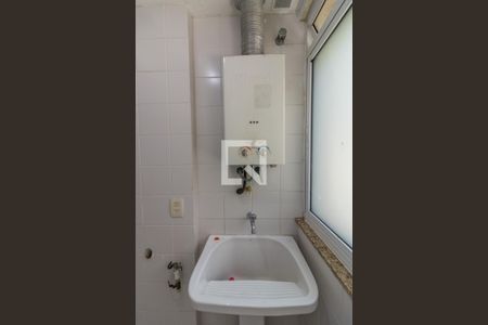 Apartamento para alugar com 65m², 2 quartos e 1 vaga Apartamento para alugar com 65m², 2 quartos e 1 vagaCozinha e Área de Serviço