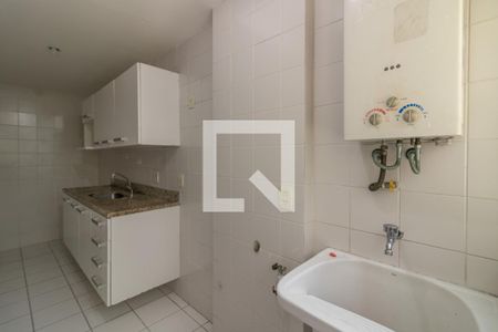 Apartamento para alugar com 65m², 2 quartos e 1 vaga Apartamento para alugar com 65m², 2 quartos e 1 vagaCozinha e Área de Serviço