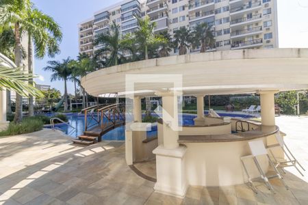 Apartamento para alugar com 65m², 2 quartos e 1 vaga Apartamento para alugar com 65m², 2 quartos e 1 vagaÁrea comum - Piscina