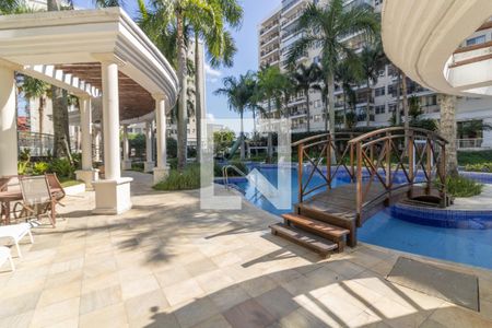 Apartamento para alugar com 65m², 2 quartos e 1 vaga Apartamento para alugar com 65m², 2 quartos e 1 vagaÁrea comum - Piscina