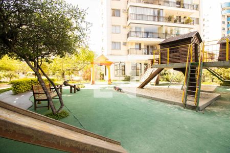 Apartamento para alugar com 65m², 2 quartos e 1 vaga Apartamento para alugar com 65m², 2 quartos e 1 vagaÁrea comum - Playground