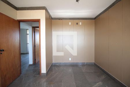 Apartamento para alugar com 240m², 5 quartos e 2 vagasCozinha