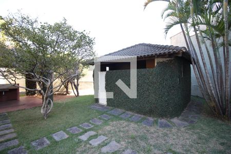 Apartamento para alugar com 240m², 5 quartos e 2 vagasArea Externa