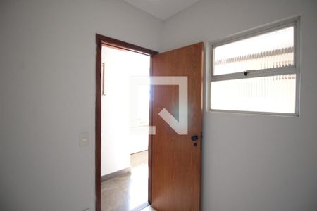 Apartamento para alugar com 240m², 5 quartos e 2 vagasQuarto de Serviço