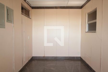 Apartamento para alugar com 240m², 5 quartos e 2 vagasArea de Serviço