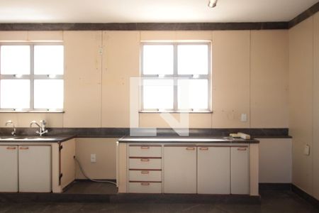 Apartamento para alugar com 240m², 5 quartos e 2 vagasCozinha