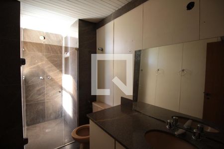 Apartamento para alugar com 240m², 5 quartos e 2 vagasBanheiro Social