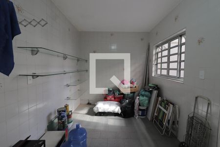 Área de Serviço de casa para alugar com 3 quartos, 200m² em Jardim Santo Elias, São Paulo