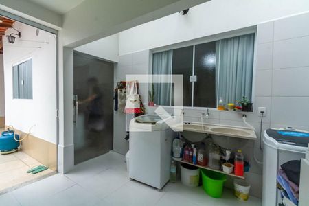 Casa à venda com 273m², 4 quartos e 3 vagasÁrea de Serviço