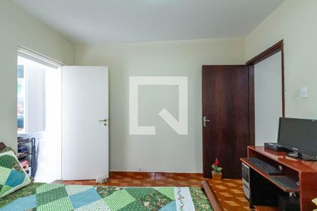 Casa à venda com 273m², 4 quartos e 3 vagasQuarto 2